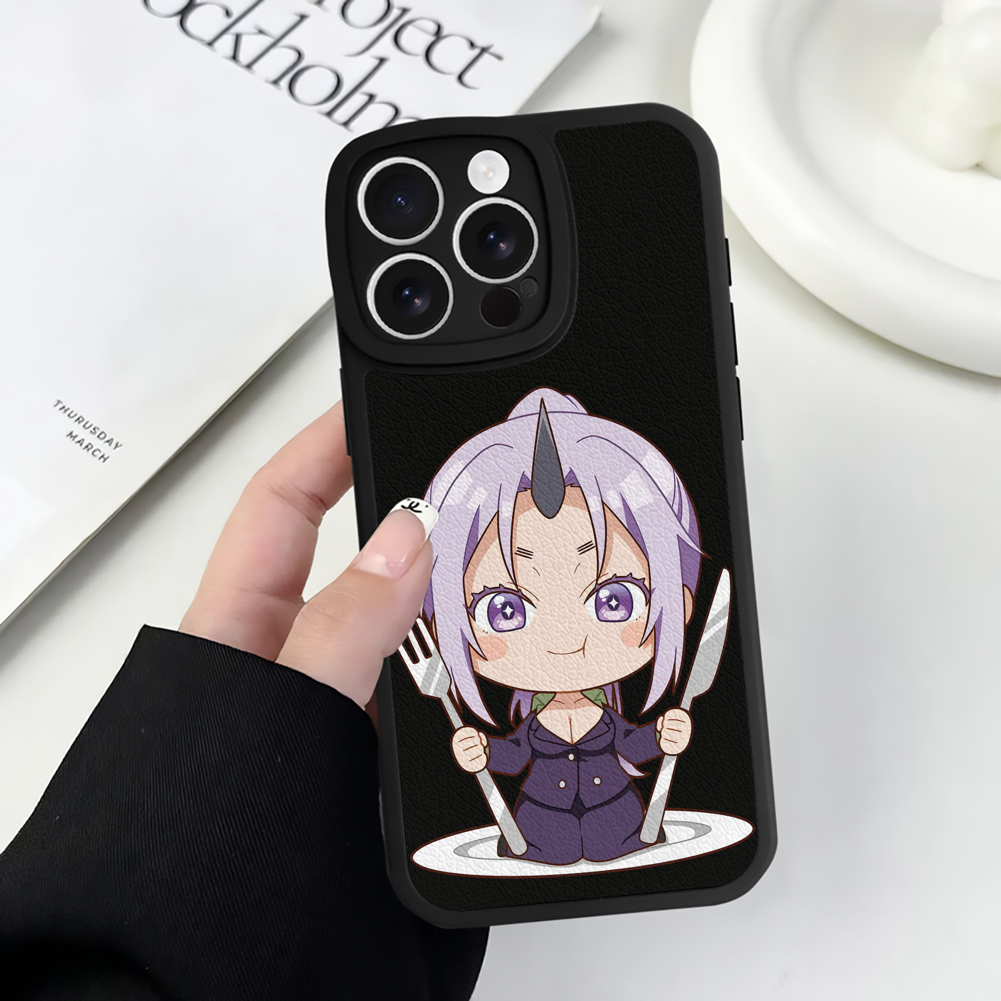 （画像用） 転スラ Regarding Reincarnated to Slime 【iPhone 16シリーズ対応】シリコンスマホケース（レザー調） 材質：シリコン